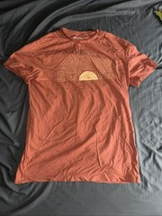 Bright Orange Sunset T-Shirt Goodfellow – Adult Medium