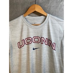 Nike UConn Huskies Dri-FIT T-Shirt Mens Medium Gray Heathered Performance Tee