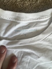 Vineyard Vines T-Shirt White W Blue Whale Small Cotton Nice Casual Shirt Size S