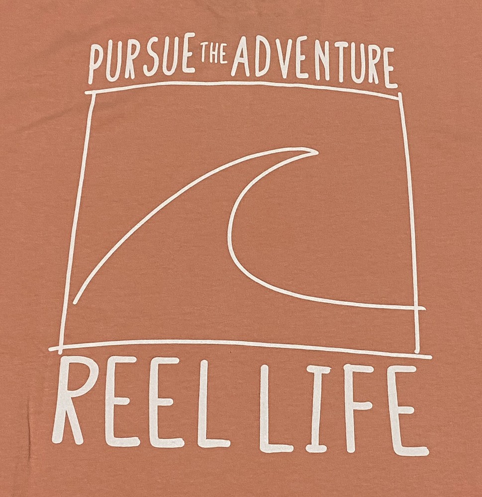 Reel Life Fishing Hook Logo T-Shirt Salmon Pink Men’s Size XL New with Tags