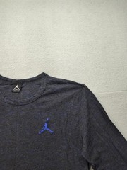 Jordan Shirt Mens XL Gray Long Sleeve Jumpman Logo Basketball Crewneck Tee
