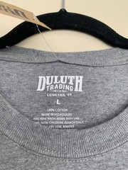 Duluth Trading Co Longtail T Gray Logo Word Spellout Cotton T- Shirt Men’s L