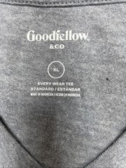 NWT Goodfellow & Co Men’s V-Neck T-shirt Size XL Gray Short Sleeve Standard Fit