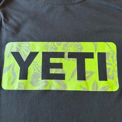 Yeti Logo Badge Mens X-Large T-Shirt Short Sleeve Navy Blue Shirt