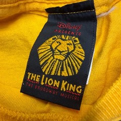 Disney The Lion King Broadway Musical T-Shirt Mens Medium Yellow Graphic Mask