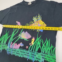 Vintage 90s Panama Jack Wrap Around Fish Graphic T-Shirt size One size Fit XL