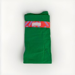 Apple Summer Camp T-shirt Small – Limited Edition 2025 BRAND NEW