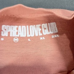 Spread Love Club T-Shirt Mens Medium Pink Graphic Logo Tee Casual Streetwear 647