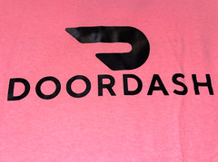 DoorDash Front & Back Food Delivery Driver NEON PINK Short Sleeve 2XL Shirt RARE