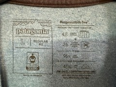 Patagonia Men’s T-Shirt Blue L Graphic Pocket Crew Neck Short Sleeve