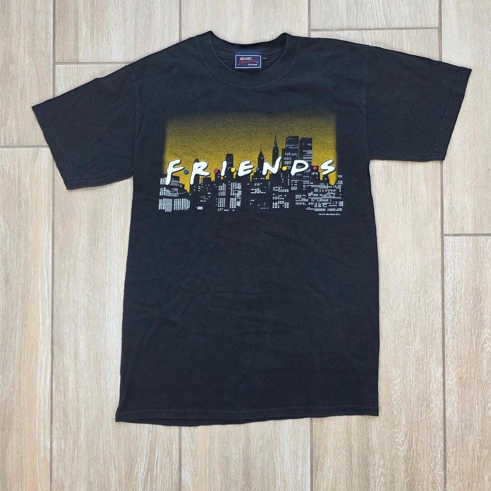 Friends TV Show Graphic T Shirt NBC Experience Store Black NYC Skyline Small