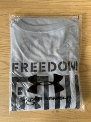 Under Armour 1370810 UA Men’s NEW Freedom Flag Cotton Loose Fit Graphic T-Shirt