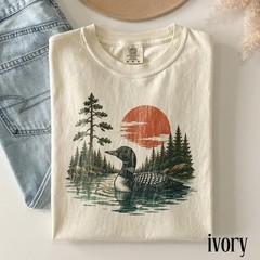 Vintage Loon Lake Nature Shirt Retro Wildlife Bird Graphic Tee Classic Forest
