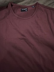 NWOT Cuts AO Men’s Trim XL Short Sleeve Crew Curve-Hem Magenta Tee- $54 Retail!