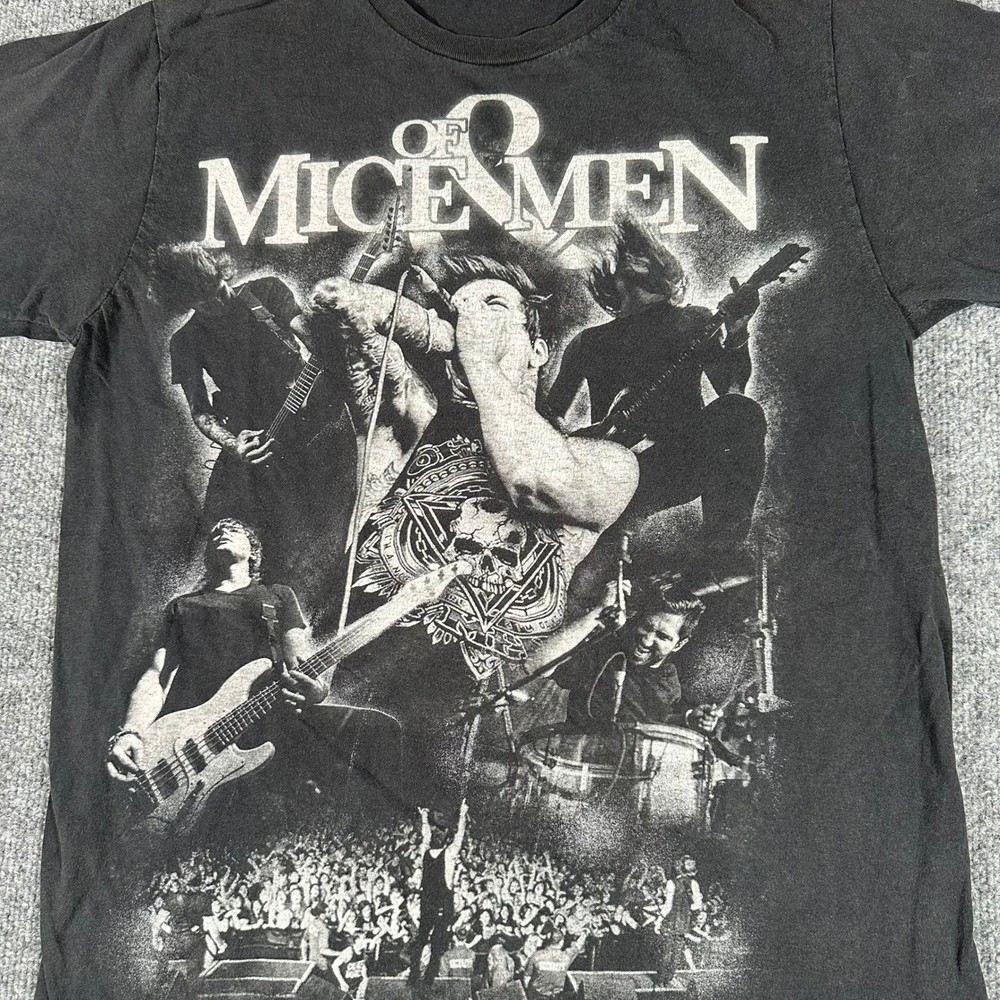 Of Mice & Men T Shirt Mens Size L Black Band Graphic Short Sleeve Metalcore Rock