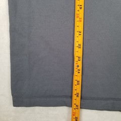 Vince Men’s Crew Neck Solid Short Sleeve Tee Size Medium Gray USA Made Classic