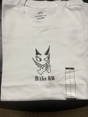 2025 Nike SB Krampus Shirt. White. Loose Fit. HV2195 100 Men’s Size Large. New.