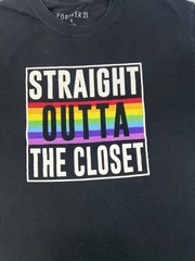 LGBTQA “Straight Outta The Closet” Pride Graphic shirt Unisex Size M Forever 21