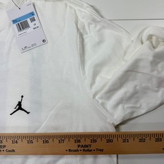 Jordan Long Sleeve Shirt Mens Medium White Flight Graphic Tee