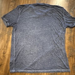 Lucky Brand Men’s Blue Solid V-Neck Short Sleeve T-Shirt, Size L