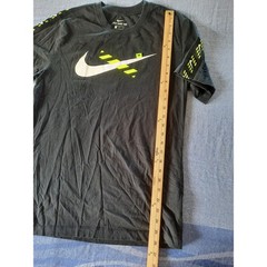 Nike Mens Graphic T-Shirt Black Neon Green Swoosh Big Logo Tape Sleeve Medium
