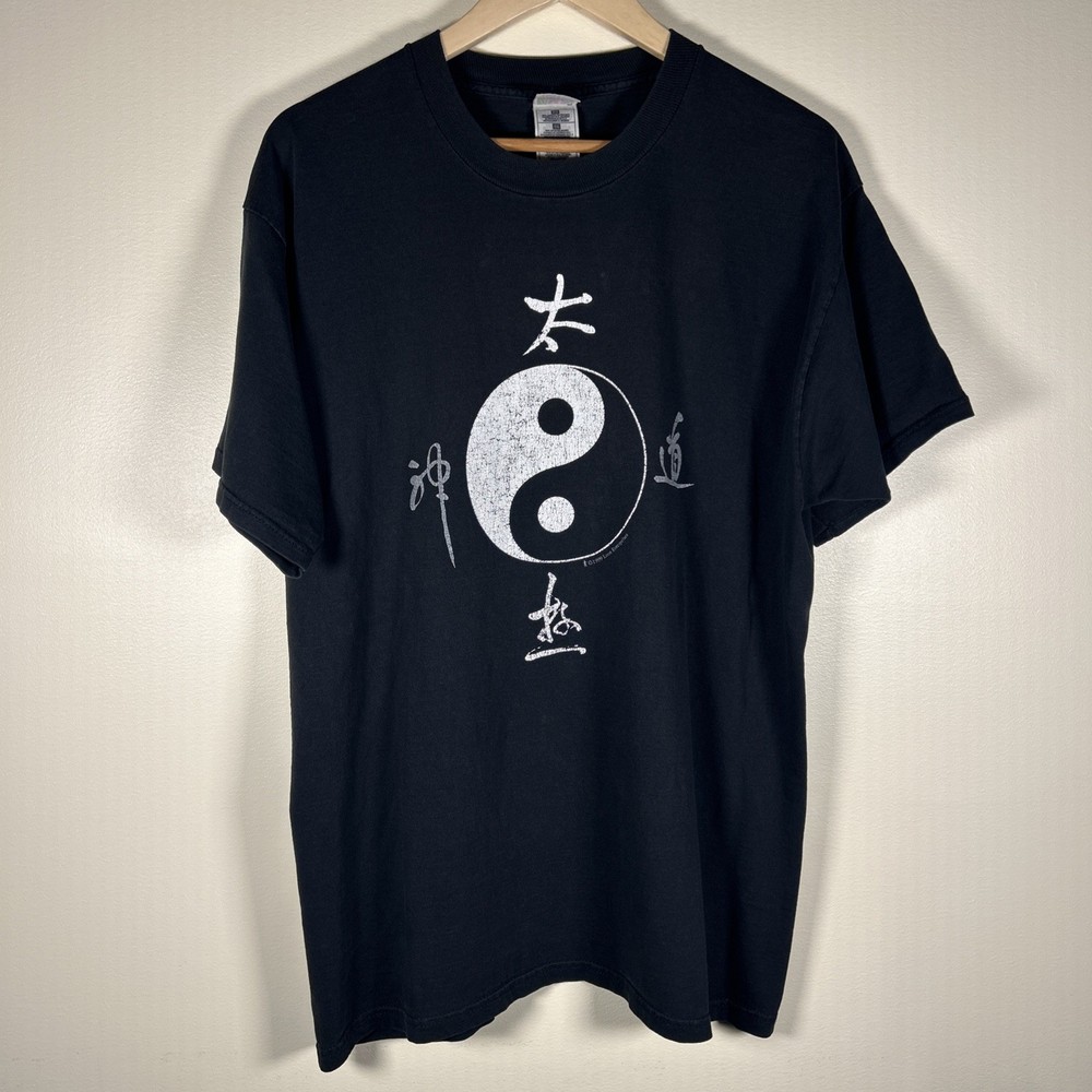 Vintage 90s Fruit of the Loom Yin-Yang T-Shirt Mens XL Black USA Single Stitch