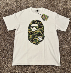 A Bathing Ape BAPE Ape Head Camo Logo Graphic White Tee Mens Size L NWT