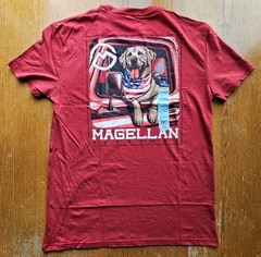 Magellan Outdoors Men’s Truck Window Lab Labrador T-shirtSize XL Red NEW NWT