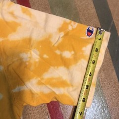 Champion Thick T-shirt Chest Logo Tie Dye Yellow Mens Tag Small￼ Acid Wash