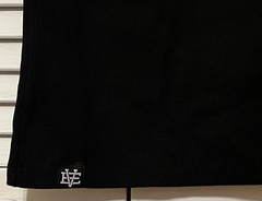 NWOT Ekkovision Black Ribbed Beater size 2XL