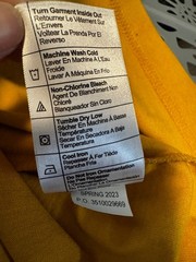 NEW Carhartt K231 Loose-Fit Heavyweight Logo Graphic T-Shirt Men’s Large Yellow