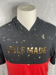 BROOKLYN LAUNDRY Black Red & Gold Foil SELF MADE T Shirt Men’s L Hooded