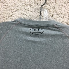 Under Armour Shirt Small Adult Gray Loose Heatgear Crewneck Short Sleeve Mens S
