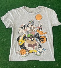 Vintage Looney Tunes squad t shirt 90s Size small