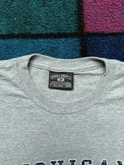 Vintage Steve & Barrys Michigan Wolverines Logo Spellout Tshirt Men’s Medium