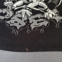 Vtg Obey Propaganda Shirt Men’s Medium Gargoyle Graffiti Graphic (distressed)