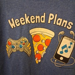 Dekta Graphic T-Shirt Weekend Plans Gaming Pizza & Music Youth M