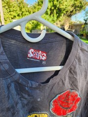Guns N’ Roses Swag Brand Burnout Tee – Embroidered Rose Detail Size XL