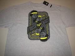 Adidas “Fresh Never Fades” T-Shirt Ash Grey Men’s 2XL BNWT FREE SHIPPING