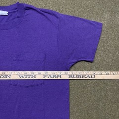 SEE PHOTOS – VTG 80s Fruit of the Loom Pocket Shirt Large Purple Single Stitch