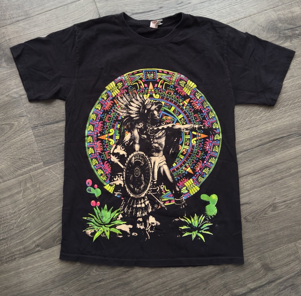 RARE Mayan Aztec Warrior/Calendar T Shirt Sz S 100% Cottton