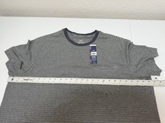 Men’s Shirts, (New w/tags), George Short Sleeve Crew Neck Pocket Tee 2XL (50-52)