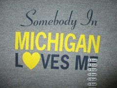 NWT SOMEBODY IN MICHIGAN LOVES ME T SHIRT Rayon Cotton TriBlend JUPMode Adult XS