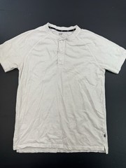 Gap White Henley Button T-Shirt Mens Size Medium Cotton Short Sleeve