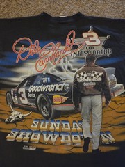 Vintage Dale Earnhardt T-Shirt 700 Charging Horses Chase 1997 AOP Unisex L Race
