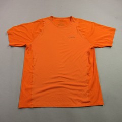 Patagonia Shirt Mens Medium Orange Short Sleeve Crew Neck Lightweight Stretch