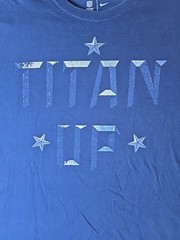 NFL Team Apparel Tennessee Titans Men’s T-Shirt Size XL Blue 100% Cotton