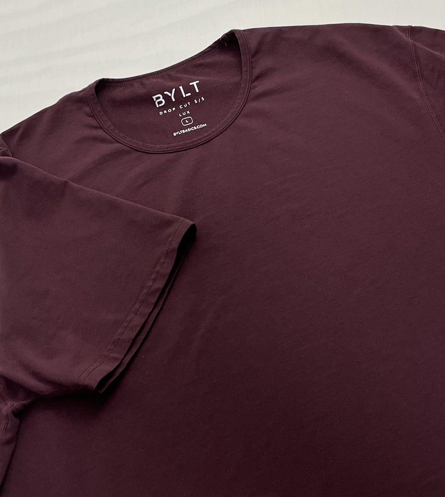 BYLT Drop Cut Lux Shirt Mens L Red Short Sleeve Curved Hem Tagless Stretch Gym