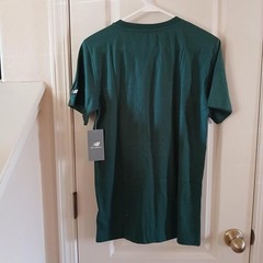 NWT New Balance night watch green t-shirt, Youth Size XL (18/20) Basic Preppy