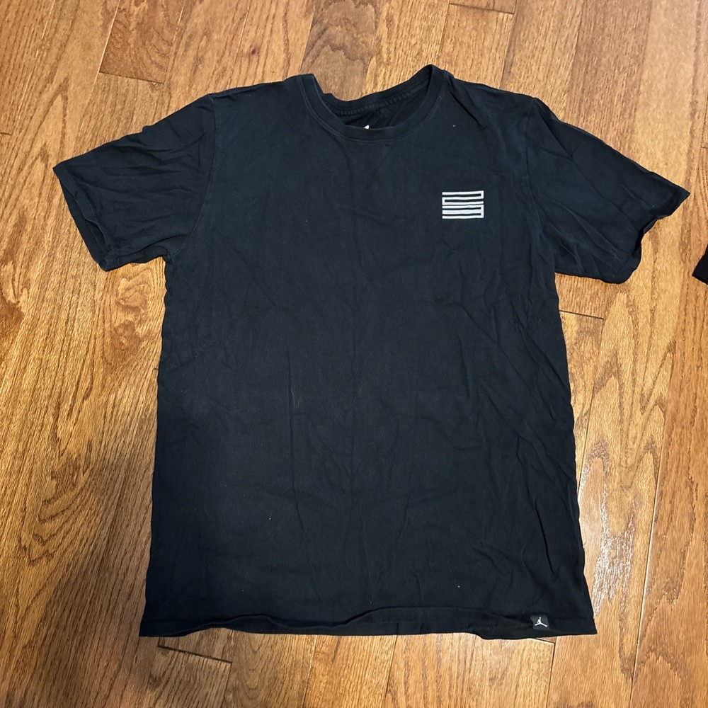 NIKE AIR JORDAN RARE TSHIRT TEE SPACE JAM 2015 VINTAGE JUMPMAN Medium